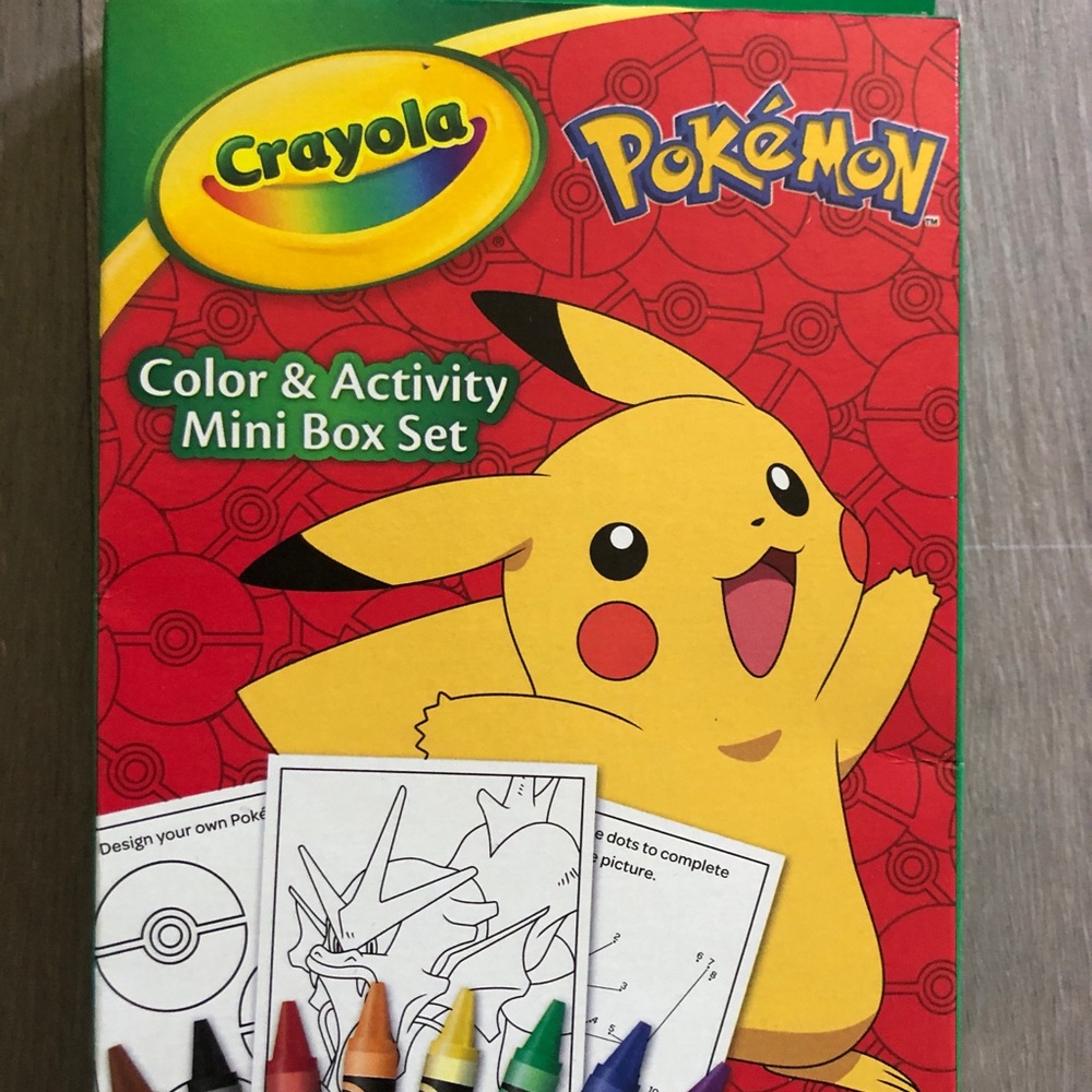 Crayola Pokémon Color & Activity Set - Red and Yellow